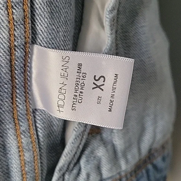 Hidden Jeans Embroidered Oversized Jean Jacket SZ XS - Picture 10 of 10